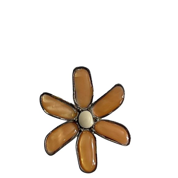 Flower Brooch Pin Pendant Silver Tone Enamel Peach 1.5" Across Daisy - Picture 1 of 6
